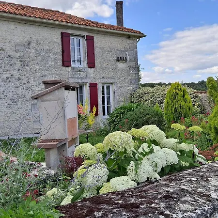 منزل ريفي A La Campagne Becheresse