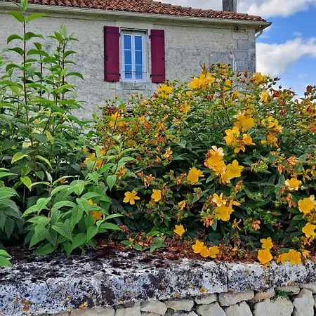 منزل ريفي A La Campagne Becheresse